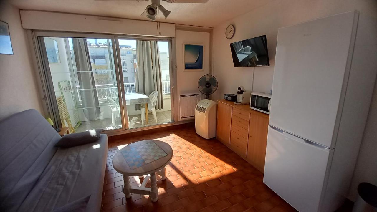 Studio-Cabine Port Dauphin Agde Bagian luar foto